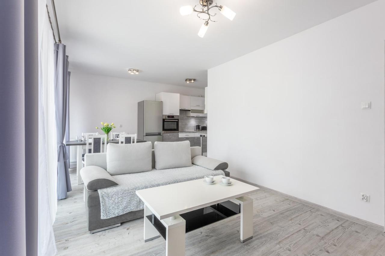 Ambria Apartments Flotylla 슈비노우이스쳬 외부 사진